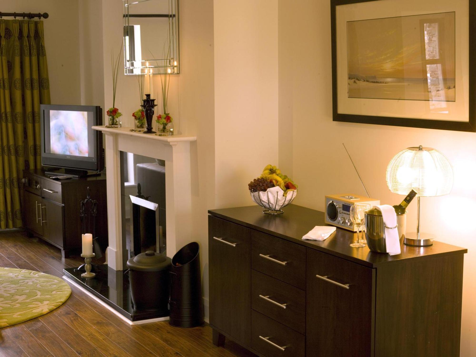 Kenmare Bay Hotel Lodges Кілларні Екстер'єр фото