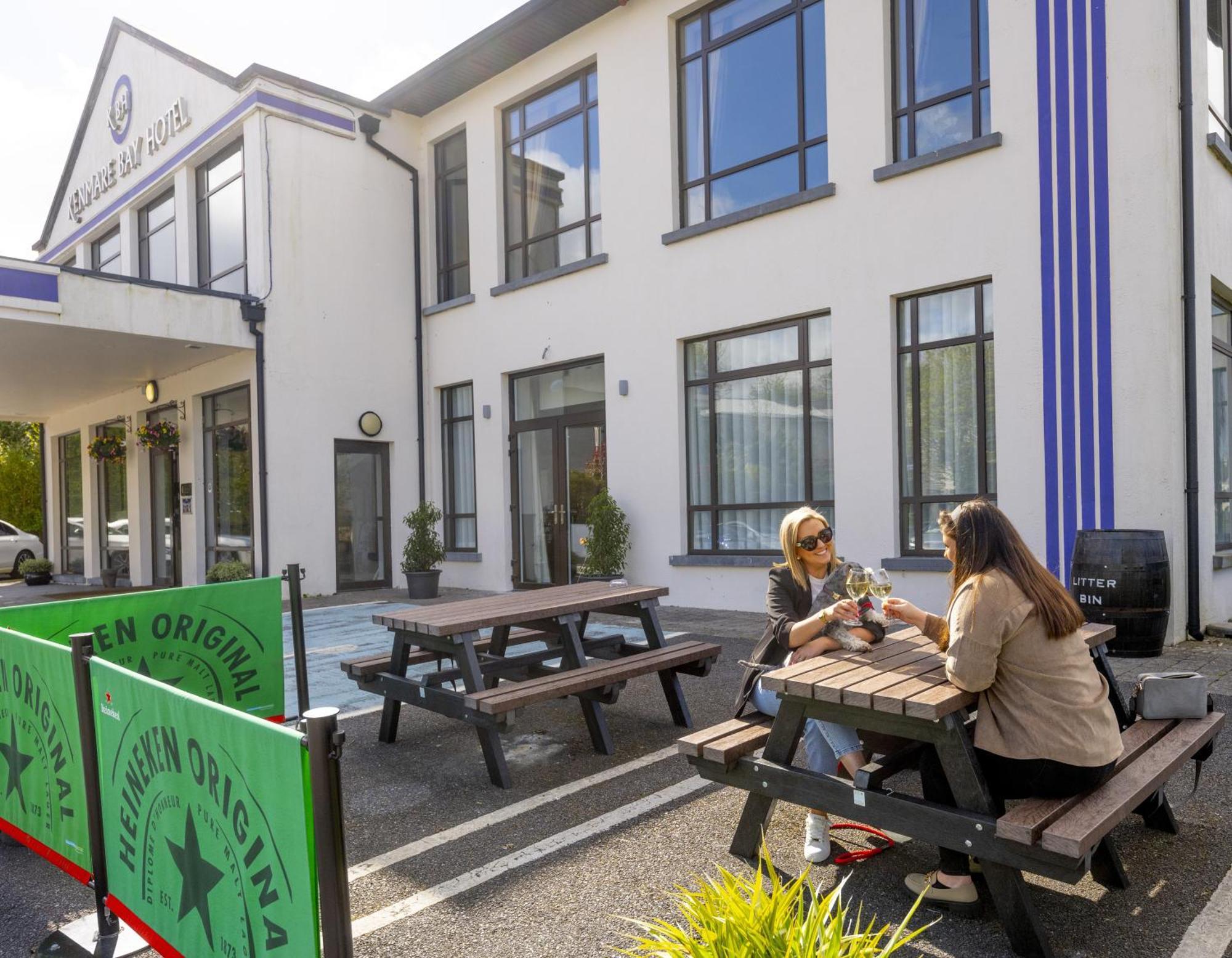 Kenmare Bay Hotel Lodges Кілларні Екстер'єр фото
